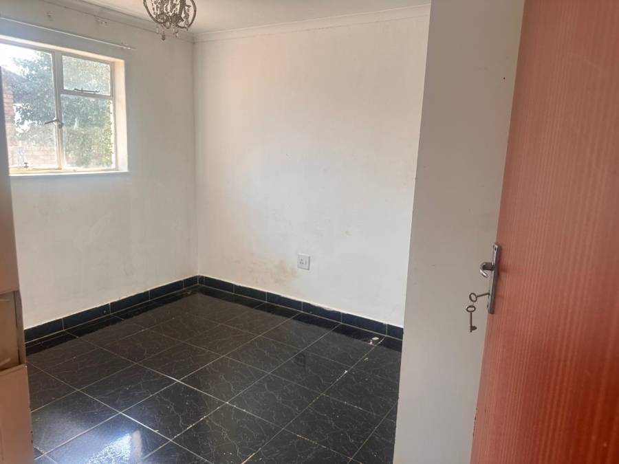 3 Bedroom Property for Sale in Lonely Park North West